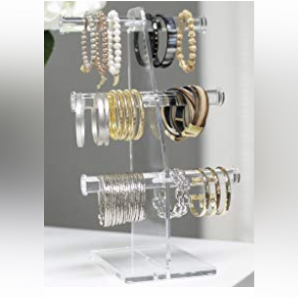 Joyus 3 tier Bracelet Bar.